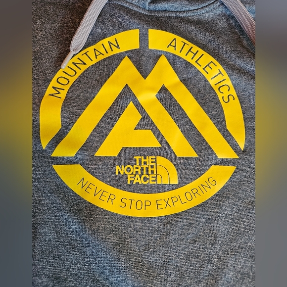 North Face Mens Mountain Athletics graphic pullon hoodie pouch pocket green SZ M - Picture 7 of 9